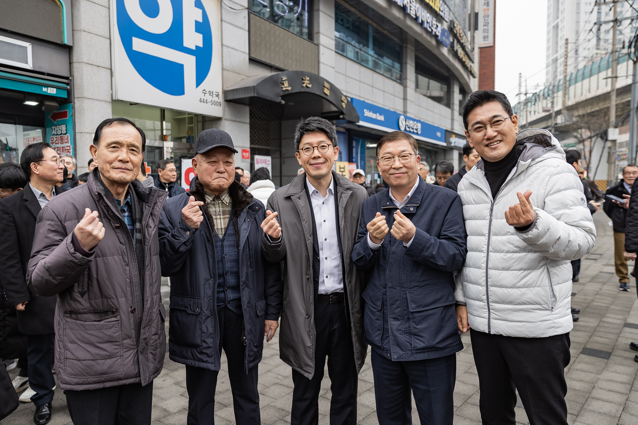 20260213-서울시장 광진구 주요 현장방문-자양전통시장, 어린이병원부지, 생활체육시설 부지 방문 20260213-3881_L_122427.jpg