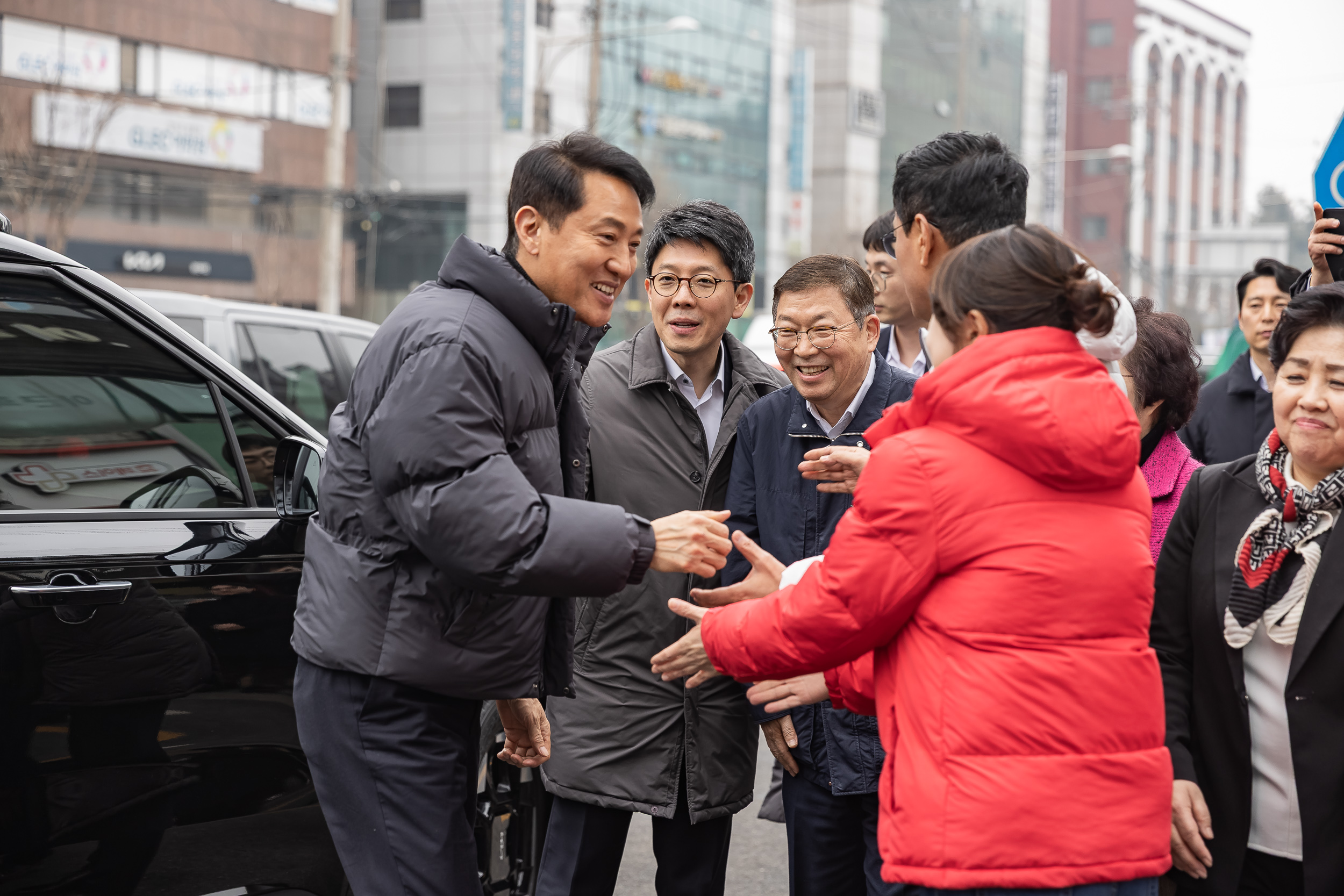 20260213-서울시장 광진구 주요 현장방문-자양전통시장, 어린이병원부지, 생활체육시설 부지 방문 20260213-3939_L_122427.jpg