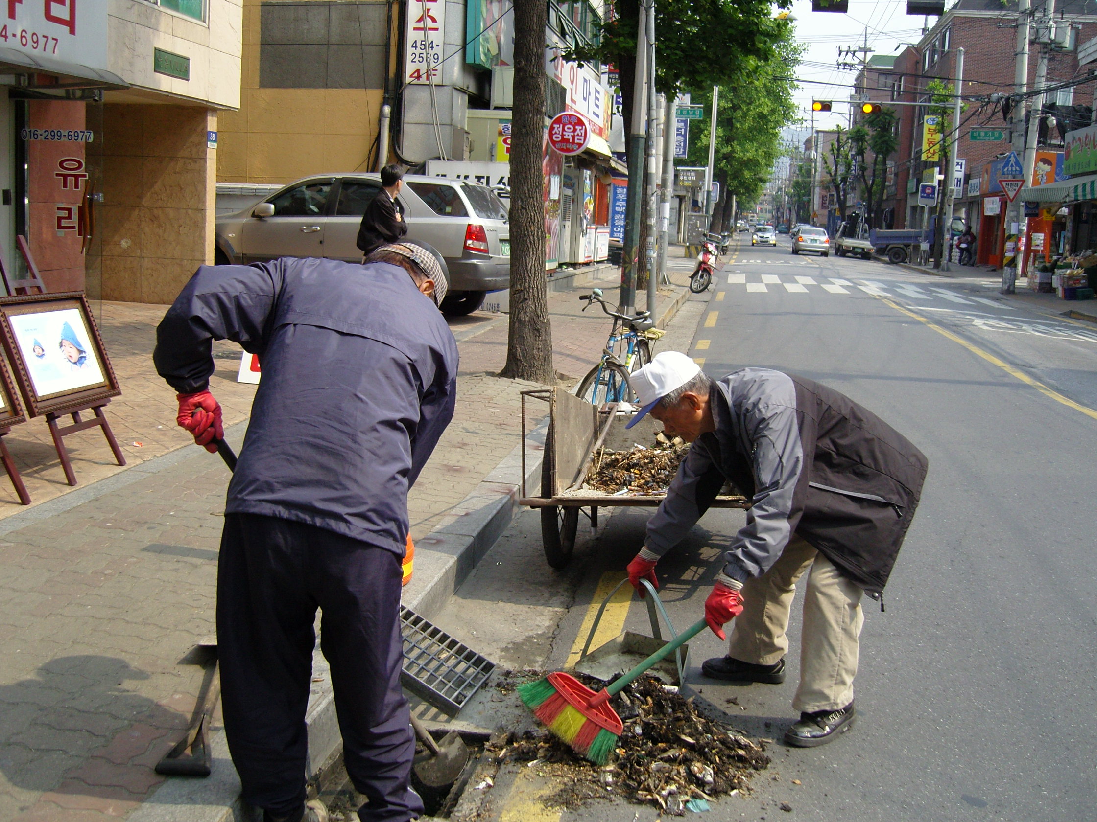 뒷골목 빗물받이 준설 2(2008. 5. 16) 