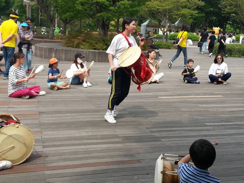 와글와글 동화축제 퍼레이드 참석